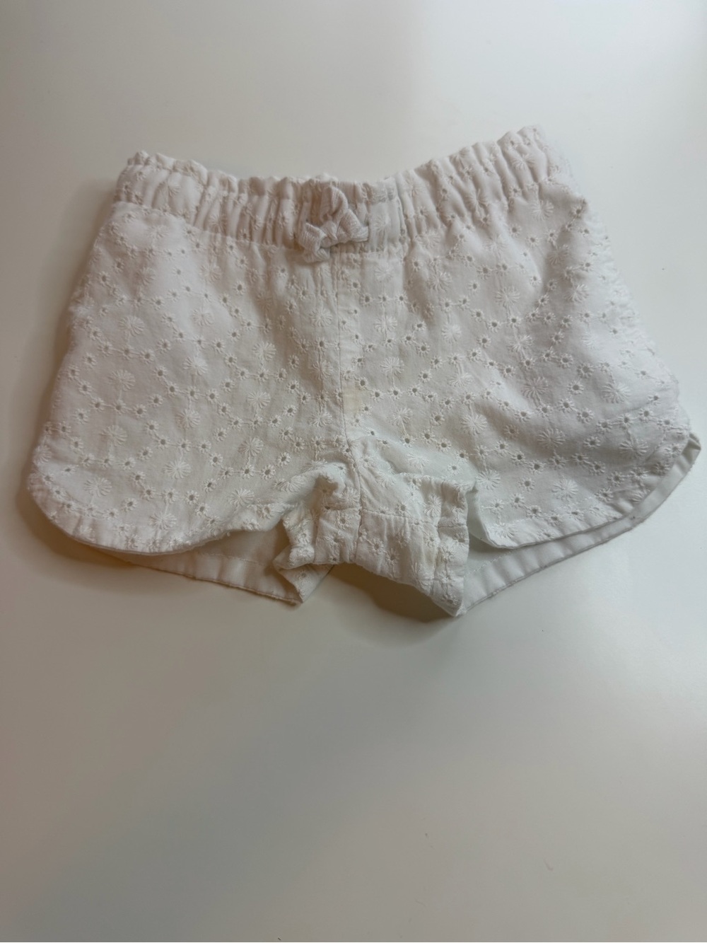 Cat & Jack White Eyelet Pull-On Girls' Shorts - Picture 1 of 4